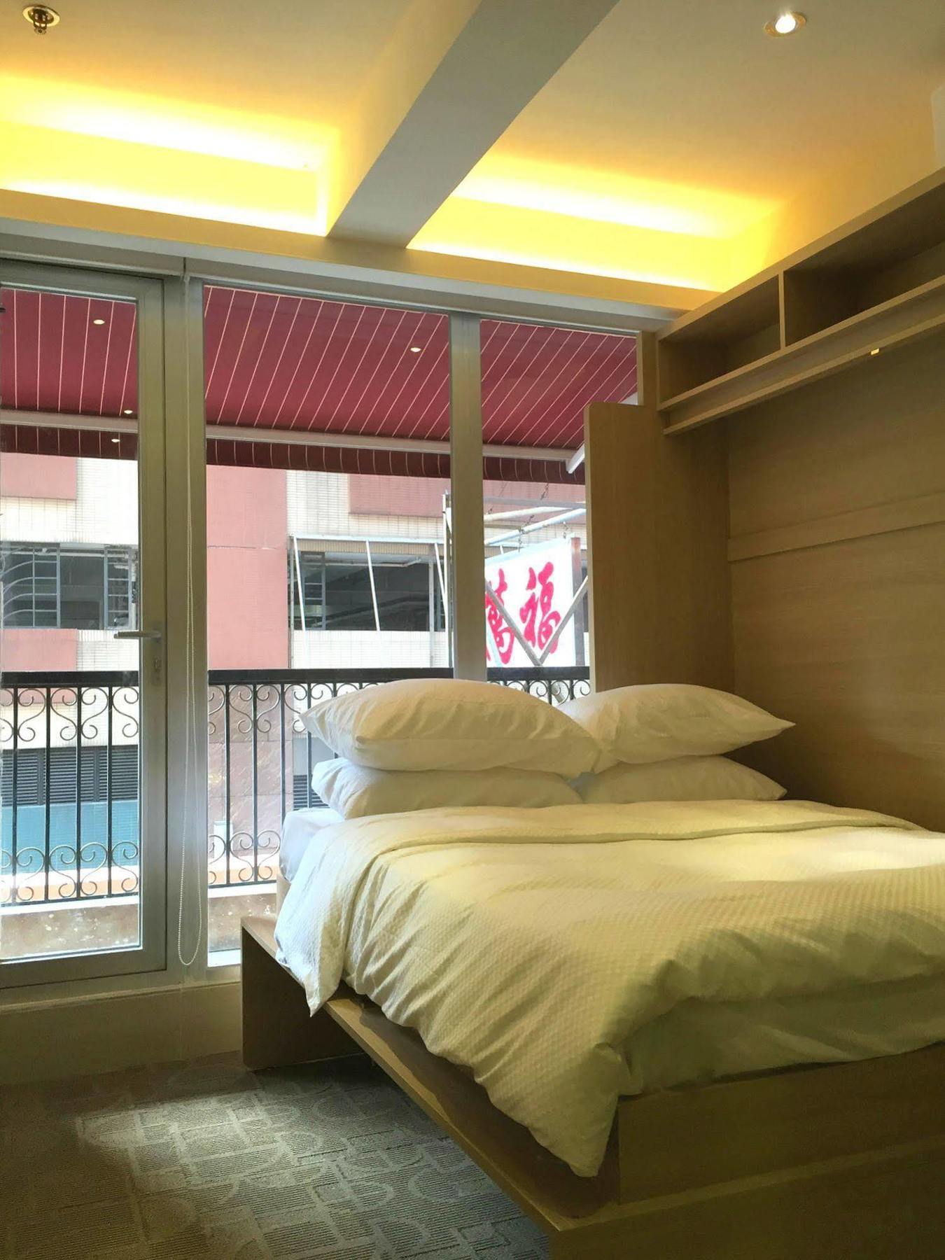 Mini.18 Aparthotel Kaulung Kültér fotó