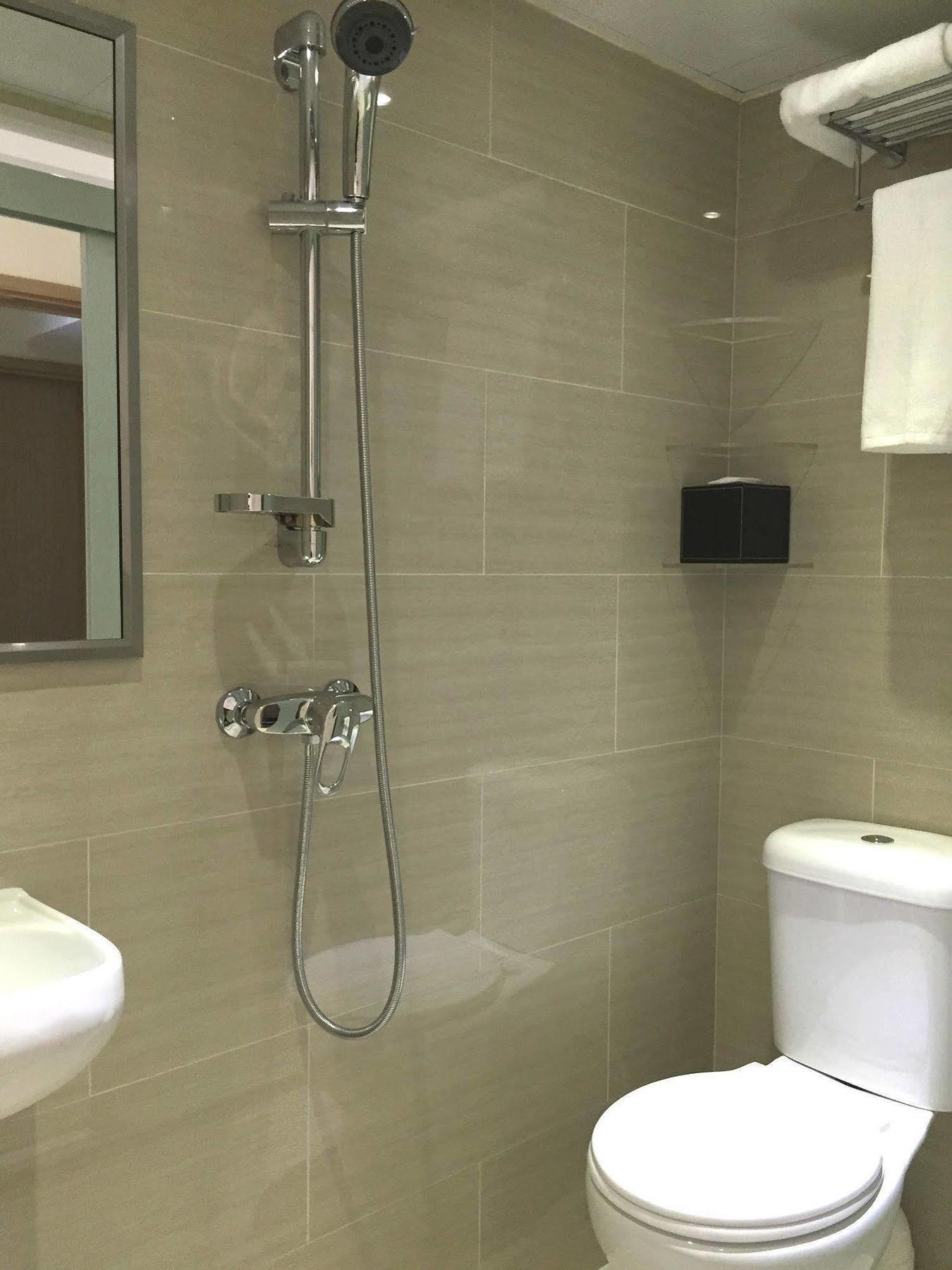 Mini.18 Aparthotel Kaulung Kültér fotó